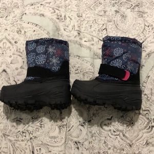 Baby girl winter boots!